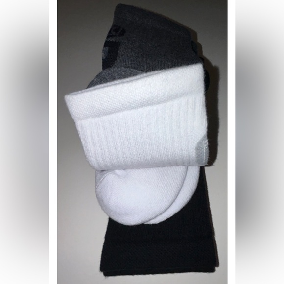PSD Crew Socks 3 Pair Men’s 6-12.5 Gray White Black w Logo Cushioned NEW! $28 - Picture 7 of 10